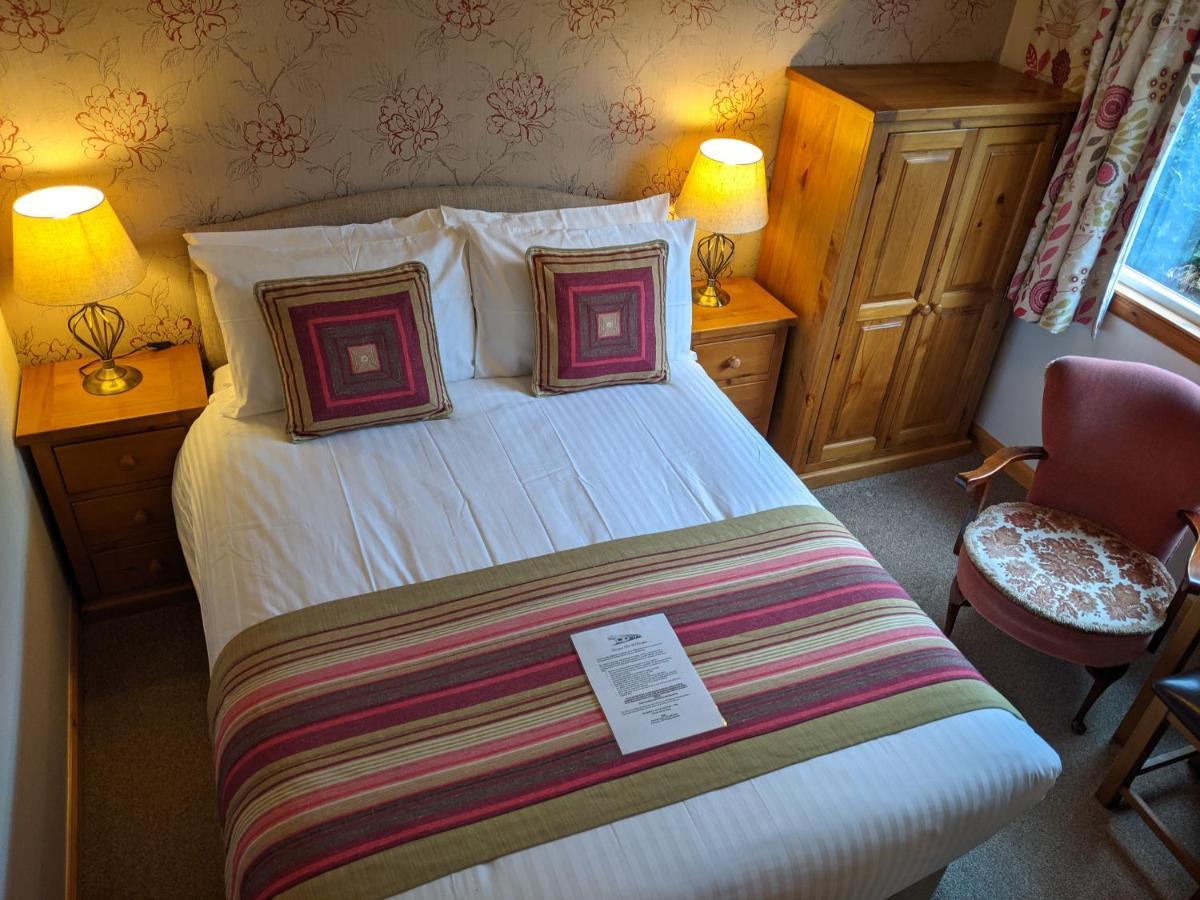 Homagen Bed & Breakfast Roybridge Luaran gambar