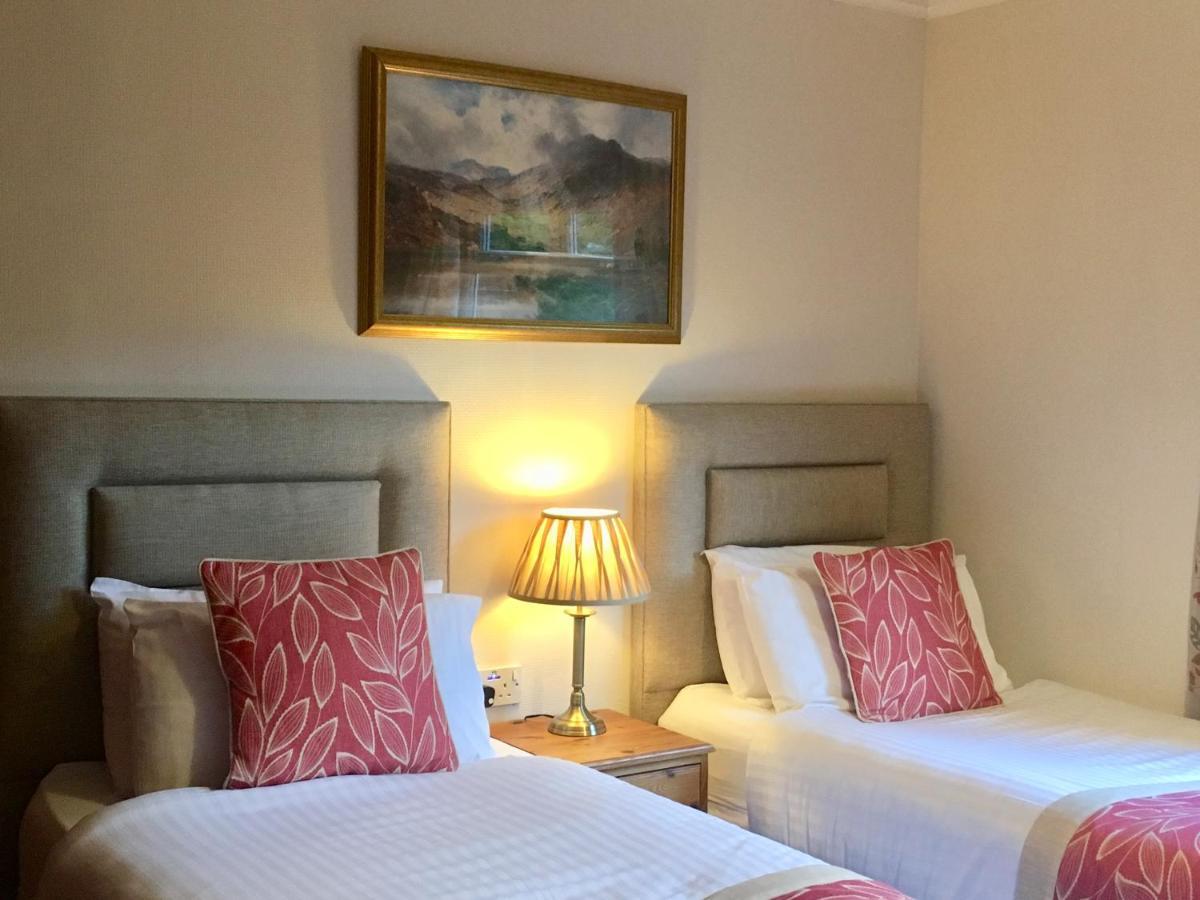 Homagen Bed & Breakfast Roybridge Luaran gambar